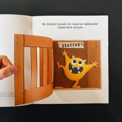 Oburcuk Kitap Canavarı